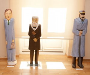 "Dwa Światy - formy ceramiczne Marii Gorełówny i rzeźba w drewnie Jana Markowskiego" - 18 maja - 13 czerwca 2013 "Dwa Światy - formy ceramiczne Marii Gorełówny i rzeźba w drewnie Jana Markowskiego" - 18 maja - 13 czerwca 2013