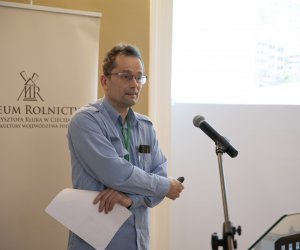 Konferencja "Wieś w Polsce i krajach sąsiednich 1944-1989. Społeczeństwo i gospodarka" - fotorelacja Konferencja "Wieś w Polsce i krajach sąsiednich 1944-1989. Społeczeństwo i gospodarka" - fotorelacja