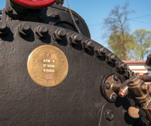 W dniu 4 maja br. Muzeum Rolnictwa odwiedził Prezydent RP Bronisław Komorowski. Przyjechał do Ciechanowca z niezapowiedzianą, prywatną wizytą. Jak sam przyznał, jednym z powodów przybycia, była chęć pokazania wnukom naszej kolekcji zabytkowych ciągników. W dniu 4 maja br. Muzeum Rolnictwa odwiedził Prezydent RP Bronisław Komorowski. Przyjechał do Ciechanowca z niezapowiedzianą, prywatną wizytą. Jak sam przyznał, jednym z powodów przybycia, była chęć pokazania wnukom naszej kolekcji zabytkowych ciągników.