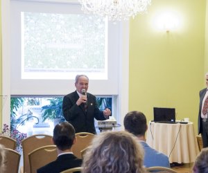 Konferencja naukowa "Ksiądz Krzysztof Kluk i uczeni epoki stanisławowskiej" - fotorelacja Konferencja naukowa "Ksiądz Krzysztof Kluk i uczeni epoki stanisławowskiej" - fotorelacja