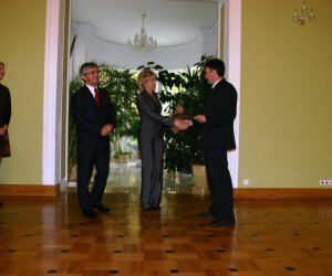 Konkurs na Najlepiej Zachowany Zabytek Wiejskiego Budownictwa Drewnianego w Województwie Podlaskim w 2009 roku Konkurs na Najlepiej Zachowany Zabytek Wiejskiego Budownictwa Drewnianego w Województwie Podlaskim w 2009 roku