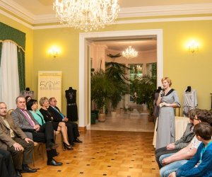 DOKĄD SIĘGAM PAMIĘCIĄ. MODA KOBIECA W LATACH 1890 - 1990" NOWA WYSTAWA CZASOWA JUŻ OTWARTA! DOKĄD SIĘGAM PAMIĘCIĄ. MODA KOBIECA W LATACH 1890 - 1990" NOWA WYSTAWA CZASOWA JUŻ OTWARTA!