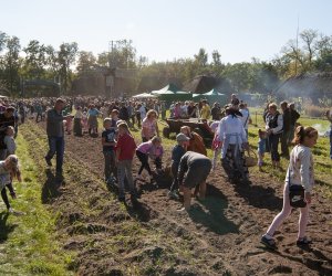 JESIEŃ W POLU I ZAGRODZIE w ramach Europejskich Dni Dziedzictwa 18 września 2016 r. JESIEŃ W POLU I ZAGRODZIE w ramach Europejskich Dni Dziedzictwa 18 września 2016 r.