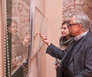 "PODLASIE NA DAWNYCH MAPACH RZECZYPOSPOLITEJ OBOJGA NARODÓW Z KOLEKCJI DOKTORA TOMASZA NIEWODNICZAŃSKIEGO W ZBIORACH ZAMKU KRÓLEWSKIEGO W WARSZAWIE - MUZEUM" "PODLASIE NA DAWNYCH MAPACH RZECZYPOSPOLITEJ OBOJGA NARODÓW Z KOLEKCJI DOKTORA TOMASZA NIEWODNICZAŃSKIEGO W ZBIORACH ZAMKU KRÓLEWSKIEGO W WARSZAWIE - MUZEUM"