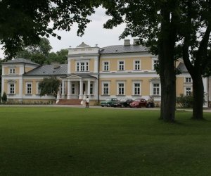 V Międzynarodowy Rajd Pogoni Pojazdów Zabytkowych