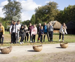 Jesień w polu i zagrodzie. Etnograficzny festiwal kultury ludowej 2022 - fotorelacja Jesień w polu i zagrodzie. Etnograficzny festiwal kultury ludowej 2022 - fotorelacja