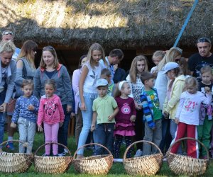 JESIEŃ W POLU I ZAGRODZIE w ramach Europejskich Dni Dziedzictwa 18 września 2016 r. JESIEŃ W POLU I ZAGRODZIE w ramach Europejskich Dni Dziedzictwa 18 września 2016 r.