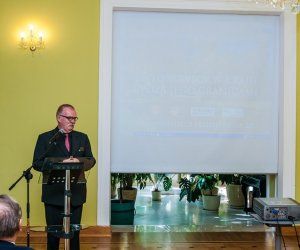 Sesja naukowa "Jabłonowscy w kraju i poza jego granicami"