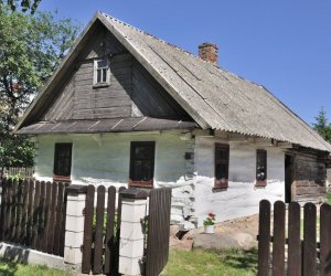 Podsumowanie Konkursy na Najlepiej Zachowany Zabytek Wiejskiego Budownictwa Drewnianego w Województwie Podlaskim w 2012 roku 18 listopada 2012 r. Podsumowanie Konkursy na Najlepiej Zachowany Zabytek Wiejskiego Budownictwa Drewnianego w Województwie Podlaskim w 2012 roku 18 listopada 2012 r.