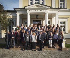 „Parazytozy zwierząt – aktualne zagrożenia – nowe rozwiązania terapeutycznie i profilaktyczne” „Parazytozy zwierząt – aktualne zagrożenia – nowe rozwiązania terapeutycznie i profilaktyczne”