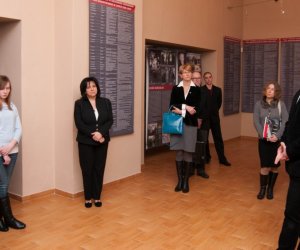 "Zagłada dworów w województwie białostockim po roku 1939" "Zagłada dworów w województwie białostockim po roku 1939"