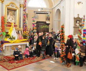 Niedziela Palmowa Rozstrzygnięcie XV Konkursu na Wykonanie Palmy Wielkanocnej Niedziela Palmowa Rozstrzygnięcie XV Konkursu na Wykonanie Palmy Wielkanocnej