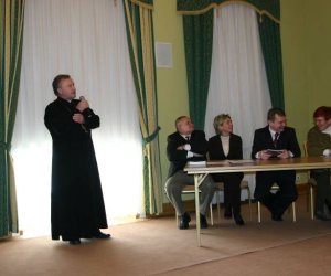 Podsumowanie Konkursu na najlepiej zachowany zabytek wiejskiego budownictwa drewnianego w województwie podlaskim za 2006 r. Podsumowanie Konkursu na najlepiej zachowany zabytek wiejskiego budownictwa drewnianego w województwie podlaskim za 2006 r.