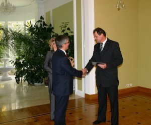 Konkurs na Najlepiej Zachowany Zabytek Wiejskiego Budownictwa Drewnianego w Województwie Podlaskim w 2009 roku Konkurs na Najlepiej Zachowany Zabytek Wiejskiego Budownictwa Drewnianego w Województwie Podlaskim w 2009 roku