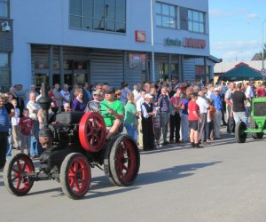 Nasze ciągniki na dożynkach gminnych w Szepietowie Nasze ciągniki na dożynkach gminnych w Szepietowie