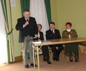 Podsumowanie Konkursu na najlepiej zachowany zabytek wiejskiego budownictwa drewnianego w województwie podlaskim za 2006 r. Podsumowanie Konkursu na najlepiej zachowany zabytek wiejskiego budownictwa drewnianego w województwie podlaskim za 2006 r.