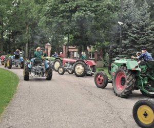 Kobiety na traktorach Kobiety na traktorach