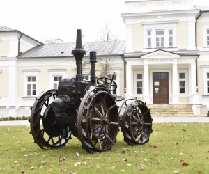 LANZ ACKER-BULLDOG HP 12 KNICKLENKER JUŻ W MUZEUM LANZ ACKER-BULLDOG HP 12 KNICKLENKER JUŻ W MUZEUM