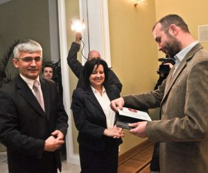 Podsumowanie Konkursy na Najlepiej Zachowany Zabytek Wiejskiego Budownictwa Drewnianego w Województwie Podlaskim w 2012 roku 18 listopada 2012 r. Podsumowanie Konkursy na Najlepiej Zachowany Zabytek Wiejskiego Budownictwa Drewnianego w Województwie Podlaskim w 2012 roku 18 listopada 2012 r.