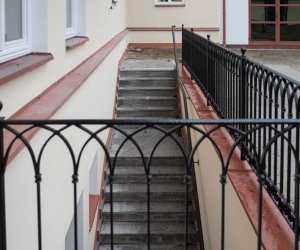 Projekt „Ciechanowiec, zespół pałacowy (XIX w): prace remontowo – renowacyjne”