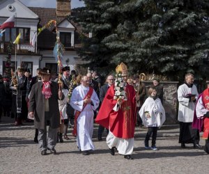 Niedziela Palmowa - Podsumowanie XXIV Konkursu na wykonanie palmy wielkanocnej - fotorelacja Niedziela Palmowa - Podsumowanie XXIV Konkursu na wykonanie palmy wielkanocnej - fotorelacja