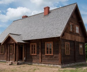 Podsumowanie Konkursy na Najlepiej Zachowany Zabytek Wiejskiego Budownictwa Drewnianego w Województwie Podlaskim w 2012 roku 18 listopada 2012 r. Podsumowanie Konkursy na Najlepiej Zachowany Zabytek Wiejskiego Budownictwa Drewnianego w Województwie Podlaskim w 2012 roku 18 listopada 2012 r.