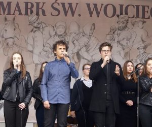 Jarmark św. Wojciecha w obiektywie Tadeusza Kierycha z Radzynia Podlaskiego Jarmark św. Wojciecha w obiektywie Tadeusza Kierycha z Radzynia Podlaskiego