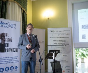 „Parazytozy zwierząt – aktualne zagrożenia – nowe rozwiązania terapeutycznie i profilaktyczne” „Parazytozy zwierząt – aktualne zagrożenia – nowe rozwiązania terapeutycznie i profilaktyczne”