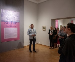 „NORBLIN - obserwator i wizjoner. Grafika i malarstwo ze zbiorów Zamku Królewskiego w Warszawie”.