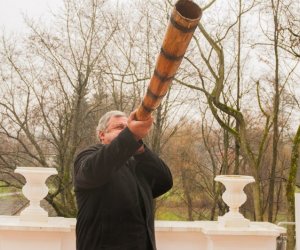 XXXIII Konkurs Gry na Instrumentach Pasterskich im. Kazimierza Uszyńskiego XXXIII Konkurs Gry na Instrumentach Pasterskich im. Kazimierza Uszyńskiego