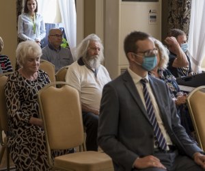 PORCELANA Z POLSKIM ORŁEM. Serwisy Prezydenta Mościckiego i zastawy reprezentacyjne w czasach II Rzeczypospolitej - fotorelacja PORCELANA Z POLSKIM ORŁEM. Serwisy Prezydenta Mościckiego i zastawy reprezentacyjne w czasach II Rzeczypospolitej - fotorelacja