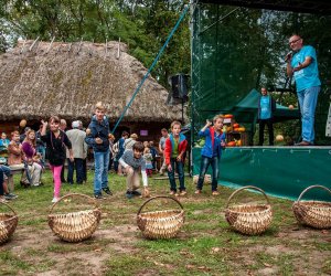 Jesień w polu i zagrodzie Jesień w polu i zagrodzie