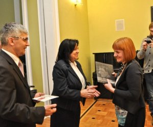 Podsumowanie Konkursy na Najlepiej Zachowany Zabytek Wiejskiego Budownictwa Drewnianego w Województwie Podlaskim w 2012 roku 18 listopada 2012 r. Podsumowanie Konkursy na Najlepiej Zachowany Zabytek Wiejskiego Budownictwa Drewnianego w Województwie Podlaskim w 2012 roku 18 listopada 2012 r.