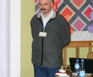 V Sympozjum z cyklu "Warto zapytać o kulturę" V Sympozjum z cyklu "Warto zapytać o kulturę"