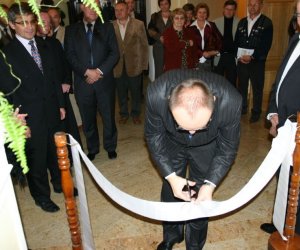 JUŻ OTWARTA NOWA EKSPOZYCJA WNĘTRZ ZABYTKOWYCH W PAŁACU STARZEŃSKICH W CIECHANOWCU–NOWODWORACH JUŻ OTWARTA NOWA EKSPOZYCJA WNĘTRZ ZABYTKOWYCH W PAŁACU STARZEŃSKICH W CIECHANOWCU–NOWODWORACH