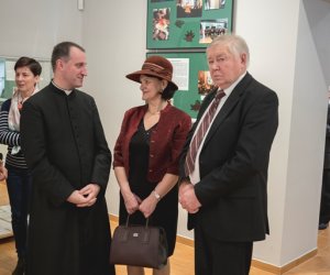 "LUMEN-ART czyli malowanie światłem" - fotorelacja z wernisażu "LUMEN-ART czyli malowanie światłem" - fotorelacja z wernisażu