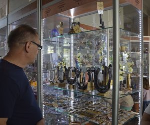 Delegacja pracowników Muzeum Rolnictwa w Ciechanowcu z wizytą na Białorusi na zaproszenie Białoruskiego Państwowego Muzeum Architektury i Życia Codziennego w Mińsku Delegacja pracowników Muzeum Rolnictwa w Ciechanowcu z wizytą na Białorusi na zaproszenie Białoruskiego Państwowego Muzeum Architektury i Życia Codziennego w Mińsku