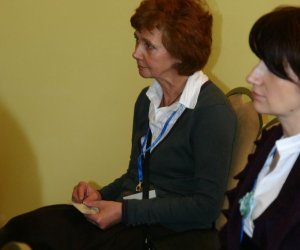 V Sympozjum z cyklu "Warto zapytać o kulturę" V Sympozjum z cyklu "Warto zapytać o kulturę"