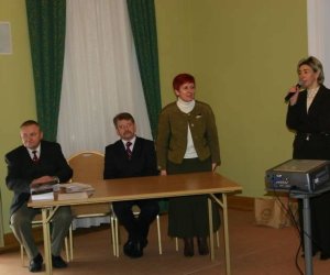 Podsumowanie Konkursu na najlepiej zachowany zabytek wiejskiego budownictwa drewnianego w województwie podlaskim za 2006 r. Podsumowanie Konkursu na najlepiej zachowany zabytek wiejskiego budownictwa drewnianego w województwie podlaskim za 2006 r.