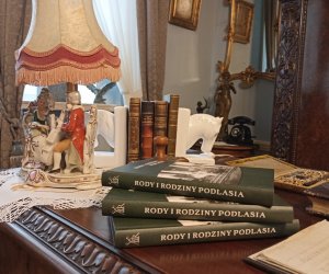 Promocja publikacji Muzeum Rolnictwa podczas sesji naukowej w Siemiatyczach Promocja publikacji Muzeum Rolnictwa podczas sesji naukowej w Siemiatyczach