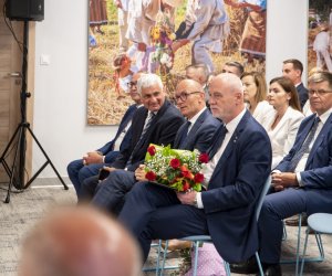 Dyrektor Dorota Łapiak odznaczona tytułem "Honorowy Obywatel Ciechanowca" Dyrektor Dorota Łapiak odznaczona tytułem "Honorowy Obywatel Ciechanowca"