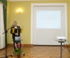 Konferencja "Migracje a tożsamość narodowa mieszkańców Europy Wschodniej w XIX i na początku XX wieku" 2-3 czerwca 2016 Konferencja "Migracje a tożsamość narodowa mieszkańców Europy Wschodniej w XIX i na początku XX wieku" 2-3 czerwca 2016