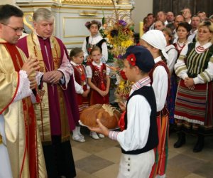 VII PODLASKIE ŚWIĘTO CHLEBA VII PODLASKIE ŚWIĘTO CHLEBA