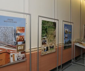 Wystawa z okazji jubileuszu 50-lecia Muzeum i 30 lat współpracy z SGGW pt."50 lat Muzeum Rolnictwa im. ks. Krzysztofa Kluka w Ciechanowcu" Wystawa z okazji jubileuszu 50-lecia Muzeum i 30 lat współpracy z SGGW pt."50 lat Muzeum Rolnictwa im. ks. Krzysztofa Kluka w Ciechanowcu"