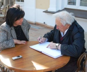 Niecodzienny Gość, Jan hr. Starzeński Niecodzienny Gość, Jan hr. Starzeński