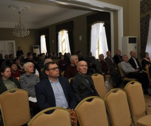 Konferencja popularno-naukowa pt. „Bartnictwo i pszczelarstwo – tradycje i współczesność” - fotorelacja Konferencja popularno-naukowa pt. „Bartnictwo i pszczelarstwo – tradycje i współczesność” - fotorelacja