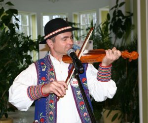 XXVIII KONKURS GRY NA INSTRUMENTACH PASTERSKICH im. Kazimierza Uszyńskiego XXVIII KONKURS GRY NA INSTRUMENTACH PASTERSKICH im. Kazimierza Uszyńskiego