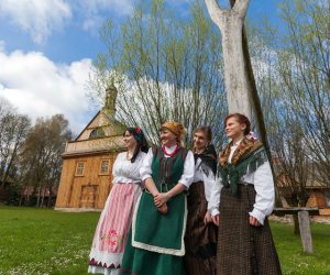 Śmigus-dyngus w Skansenie Śmigus-dyngus w Skansenie