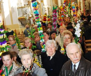 Prezentacja palm na Mszy Świetęj Prezentacja palm na Mszy Świetęj
