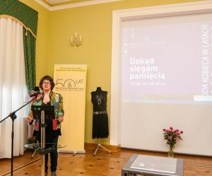 DOKĄD SIĘGAM PAMIĘCIĄ. MODA KOBIECA W LATACH 1890 - 1990" NOWA WYSTAWA CZASOWA JUŻ OTWARTA! DOKĄD SIĘGAM PAMIĘCIĄ. MODA KOBIECA W LATACH 1890 - 1990" NOWA WYSTAWA CZASOWA JUŻ OTWARTA!